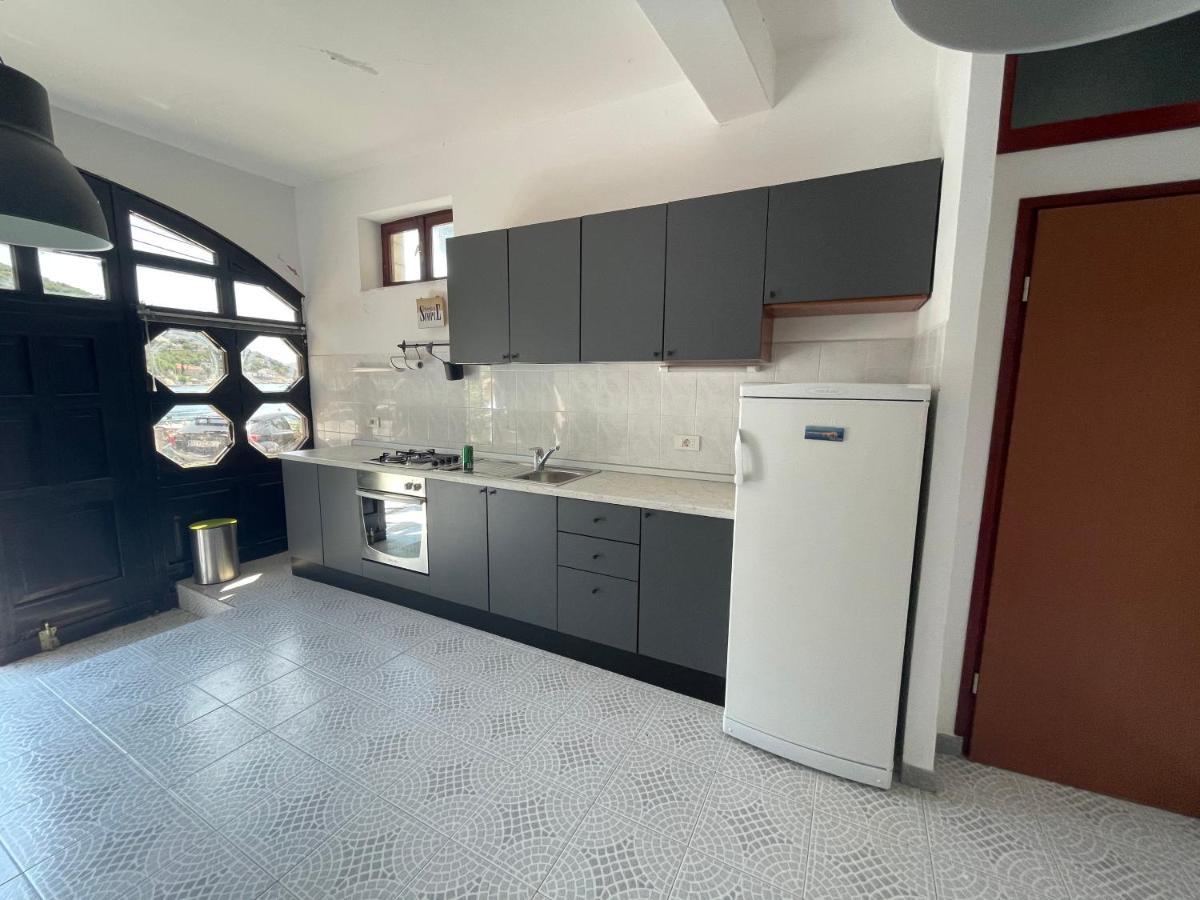 Apartmani Pulic Сен Екстериор снимка