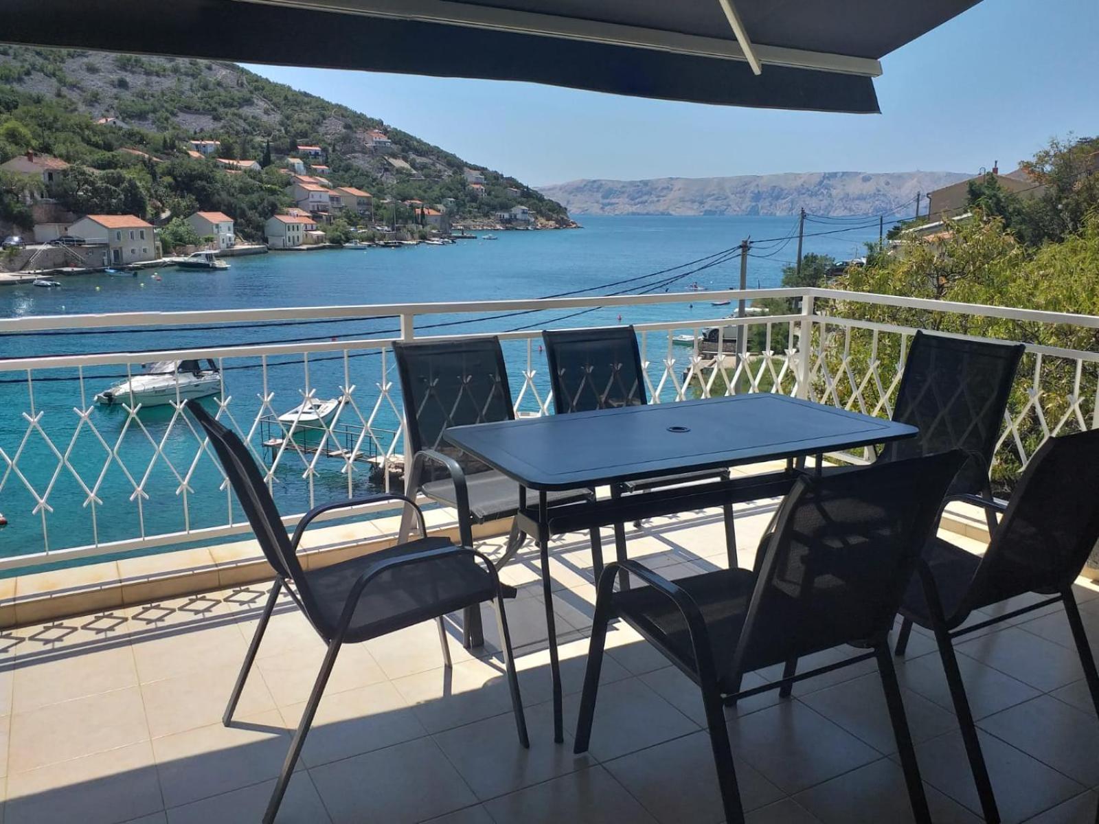 Apartmani Pulic Сен Екстериор снимка