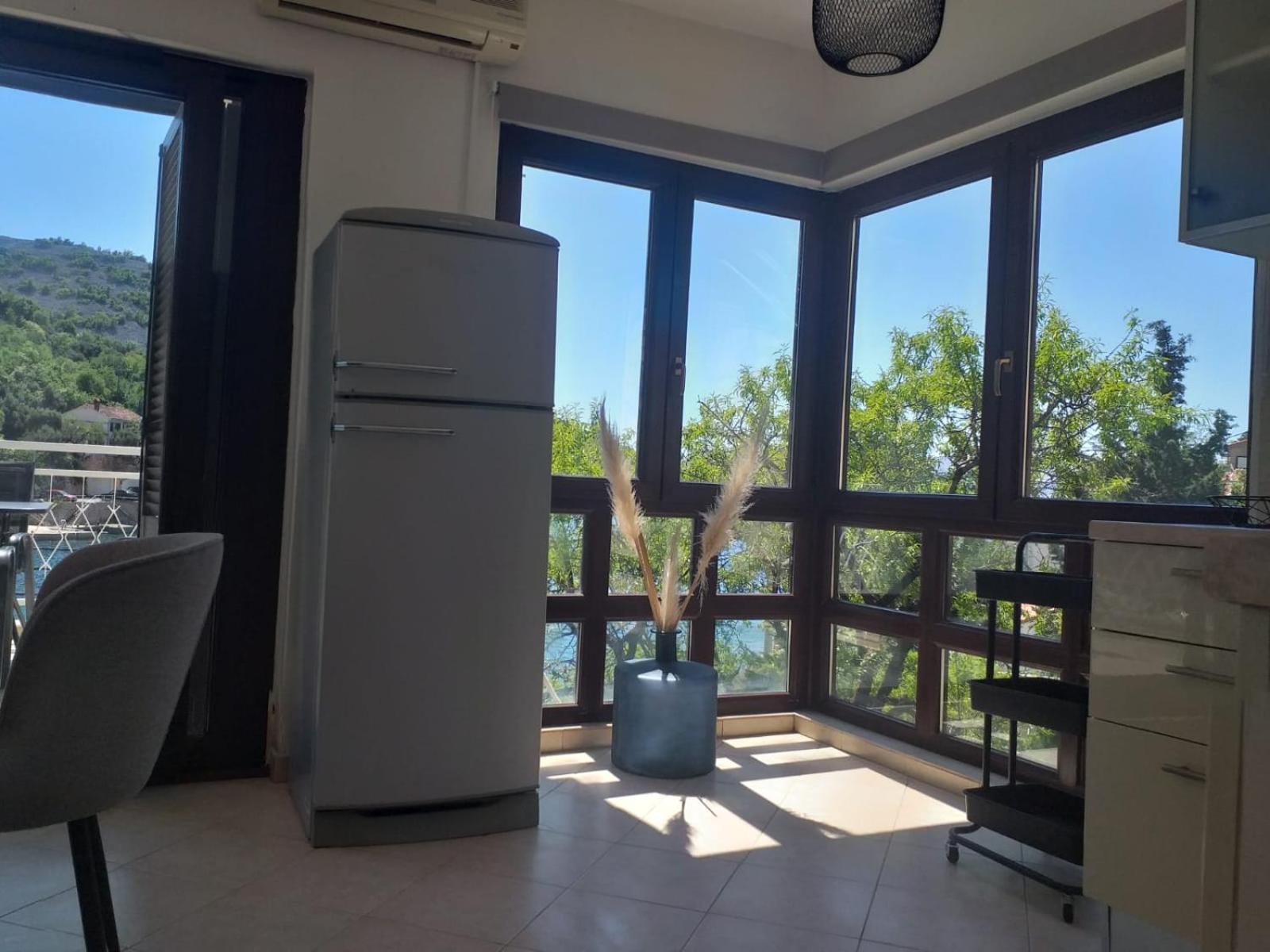 Apartmani Pulic Сен Екстериор снимка