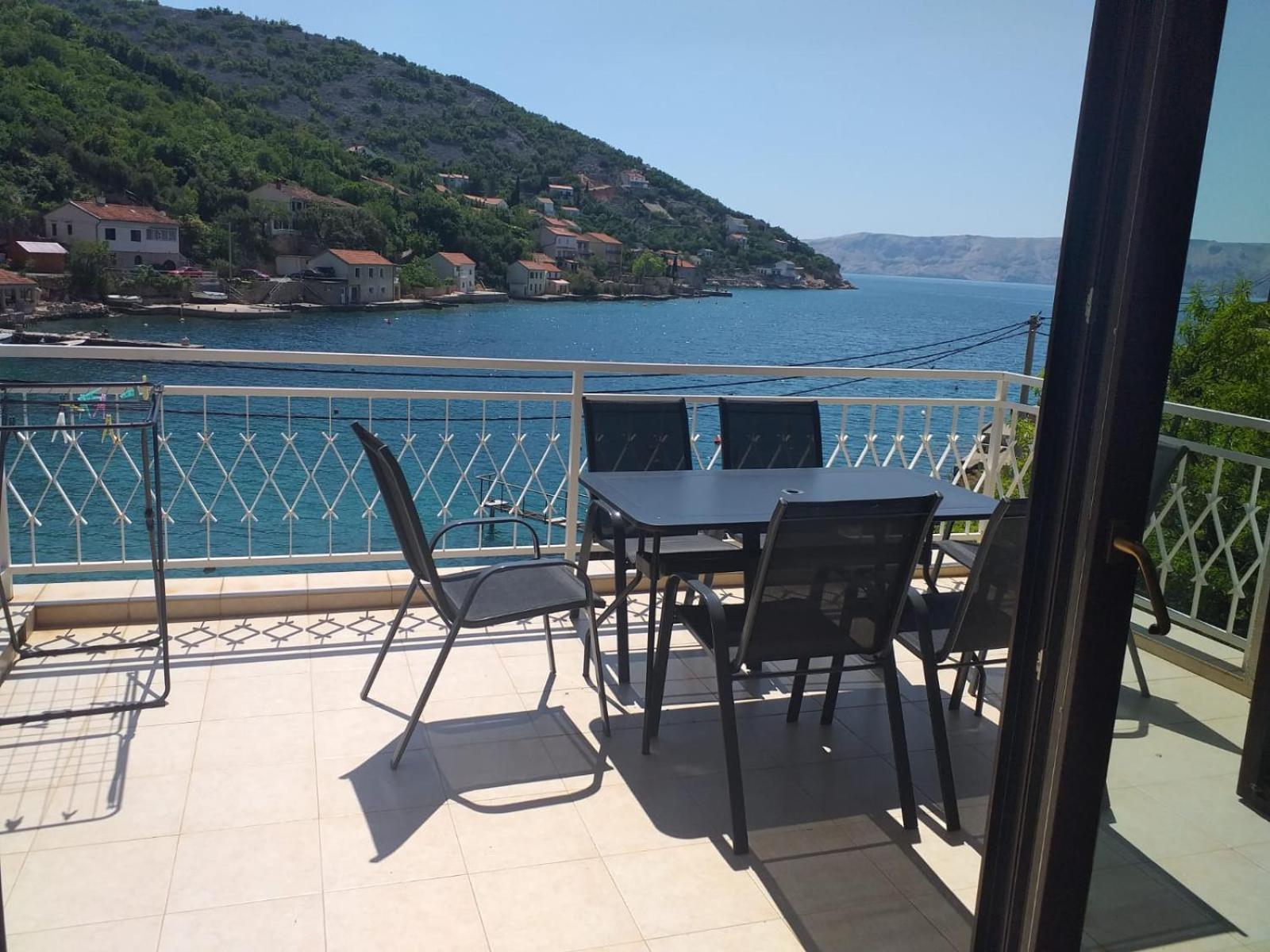 Apartmani Pulic Сен Екстериор снимка